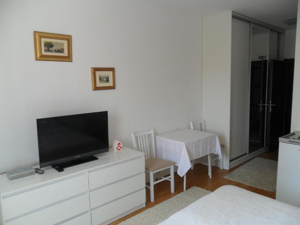 Apartmani Nika ดูบรอฟนิก ภายนอก รูปภาพ